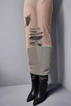 Abito con ricamo in tulle