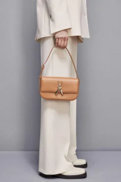 Borsa a spalla in pelle con tracolla