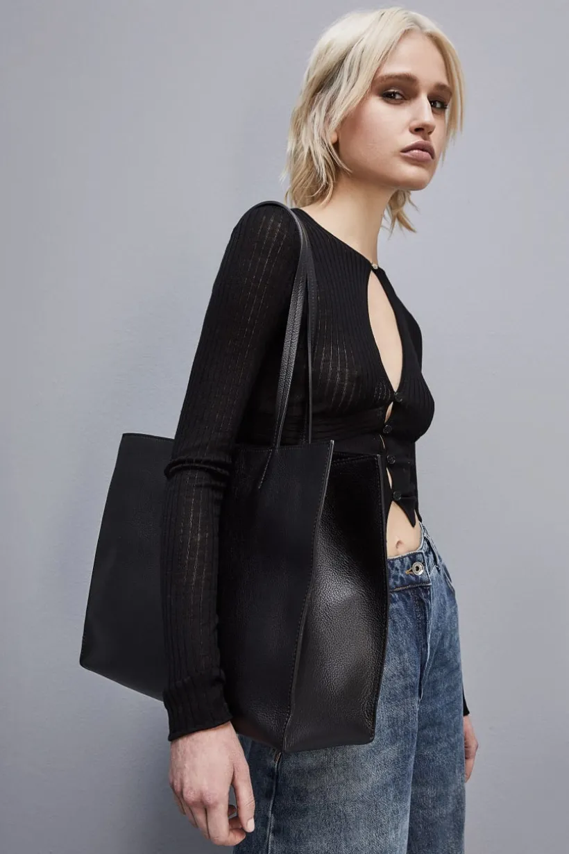 Borsa shopping in pelle martellata