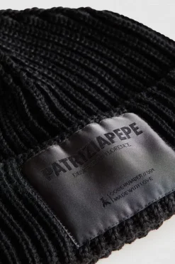 Cappello a costine in tessuto