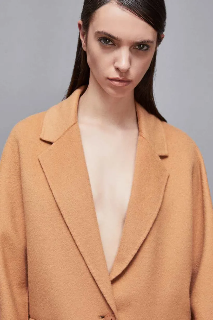 Cappotto a un bottone