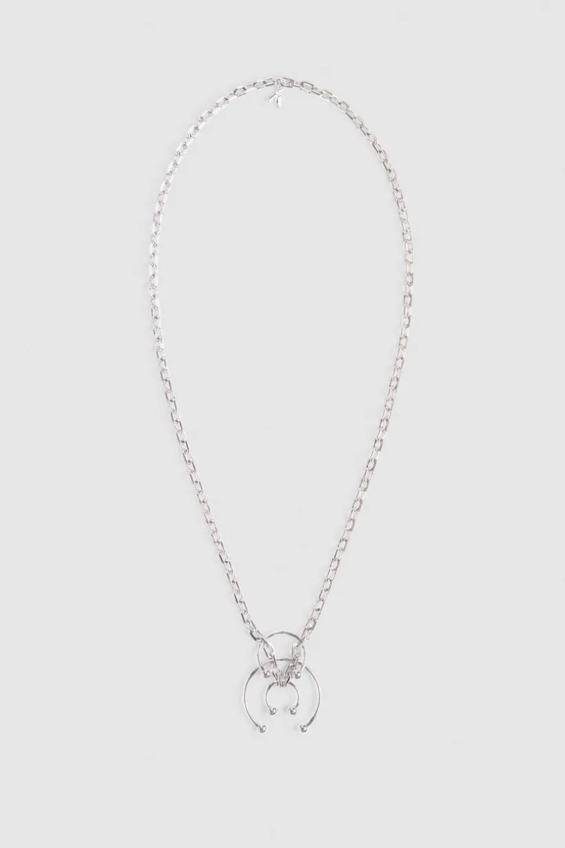 Collana lunga con piercing
