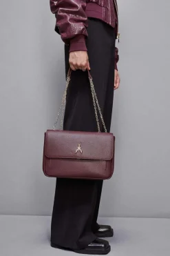 Fly Borsa a spalla in pelle con catena