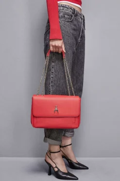 Fly Borsa a spalla in pelle con catena