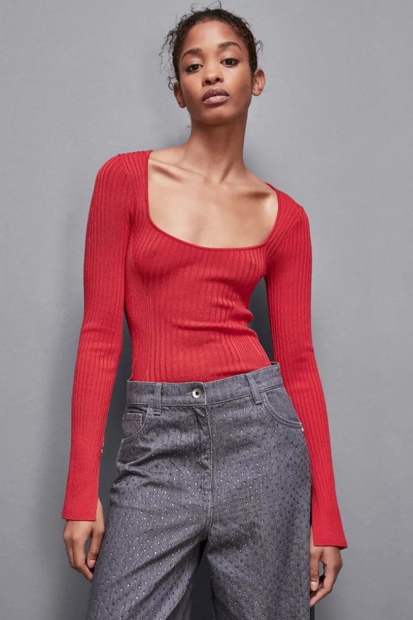 Maglia a costine in misto viscosa