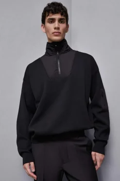 Maglia con inserti in nylon