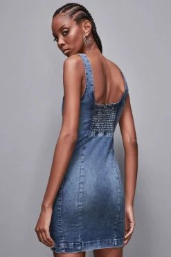 Mini abito in jeans senza maniche