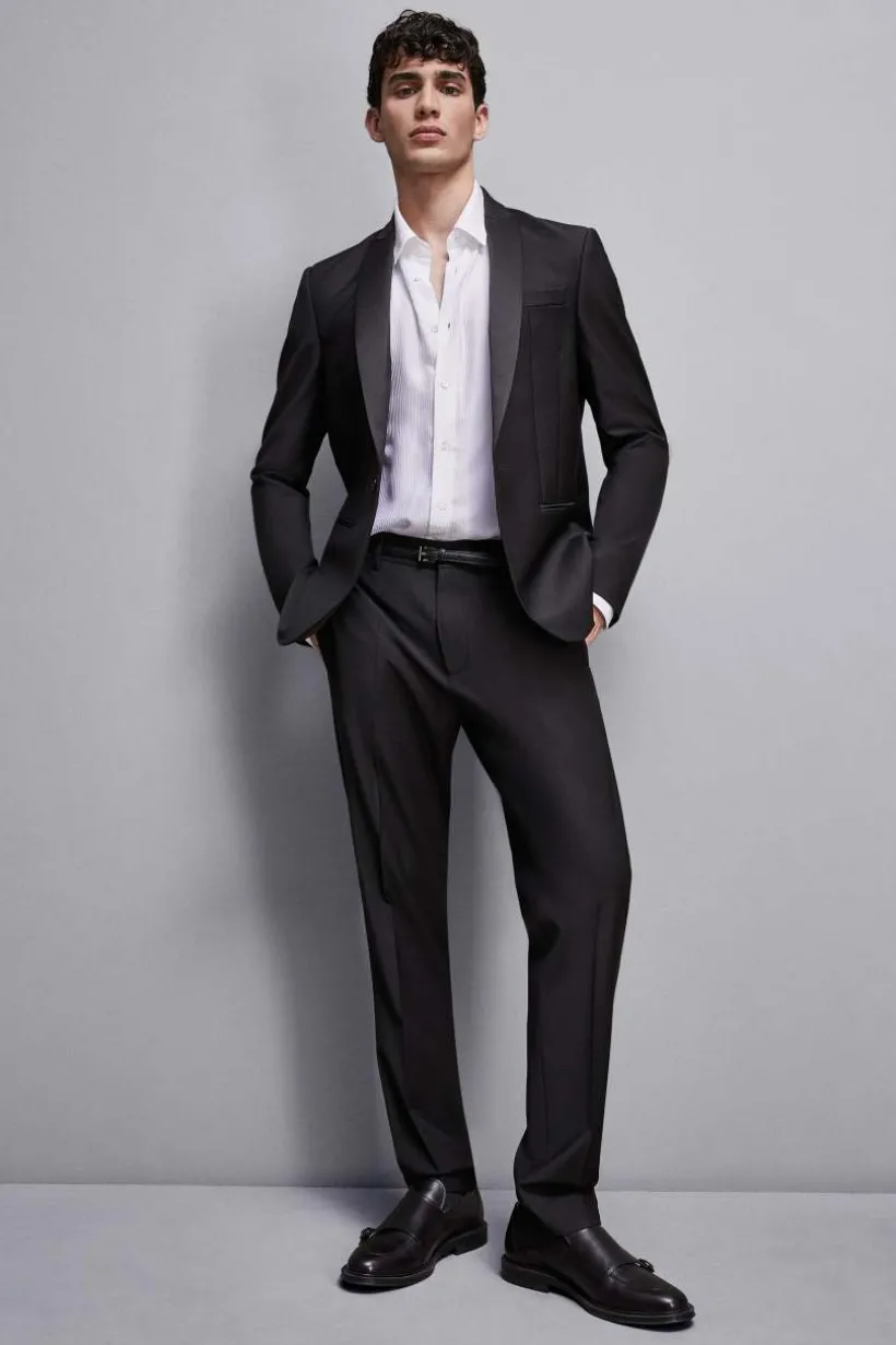 Pantalone con nuovo taglio a sigaretta