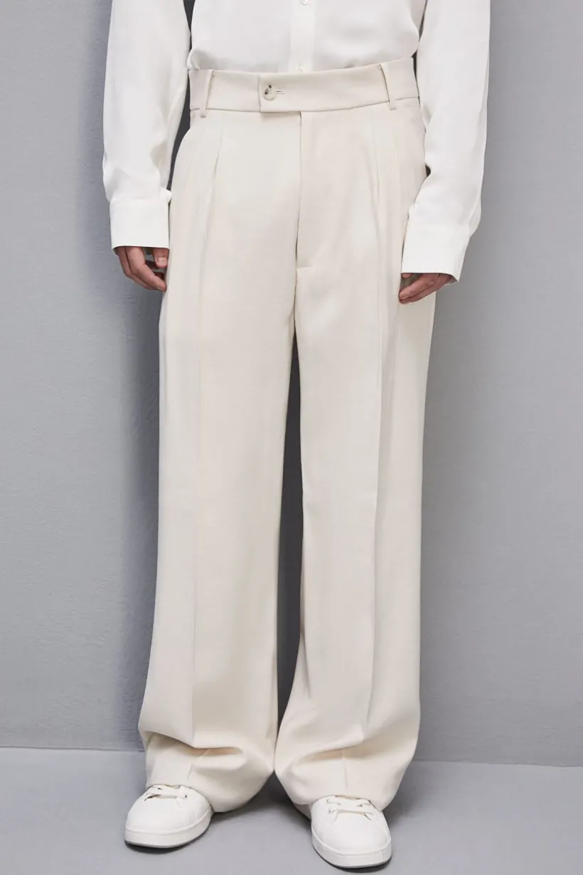 Pantalone con pinces in twill di viscosa