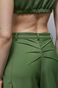 Pantaloni con pinces in flanella