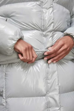 Piumino lungo in nylon lucido