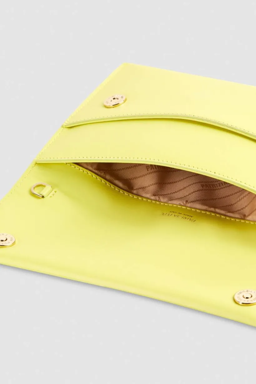 Pochette Fly in pelle con catena