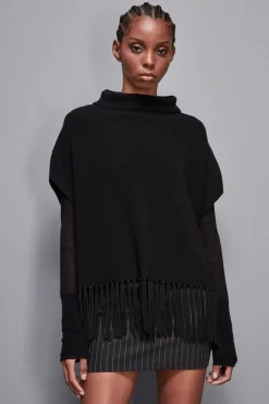 Poncho con frange in lana organica