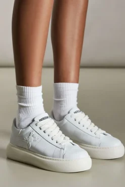 Sneakers Pepe Fly