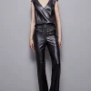 Top a "V" con zip