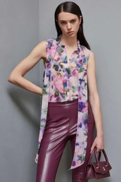 Top regular in georgette fantasia