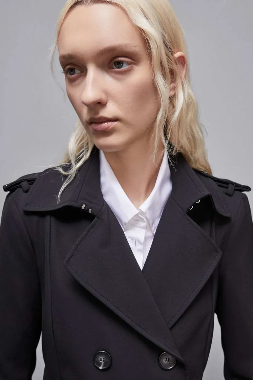 Trench con fibbia in nylon bielastico